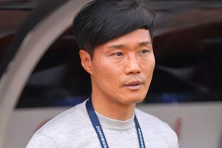 Người hâm mộ đã khiếu nại với Viện Chấn hưng Thể thao Hàn Quốc, yêu cầu loại bỏ vĩnh viễn Lee Gang-in khỏi đội tuyển quốc gia Hàn Quốc.
